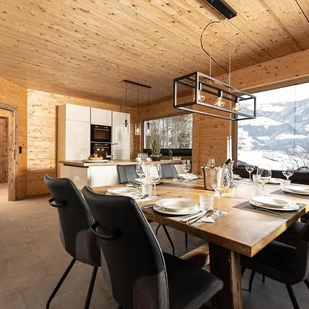 Dağ evi Naturlodge Tirol - Naturverbunden Im Zillertal Fügen